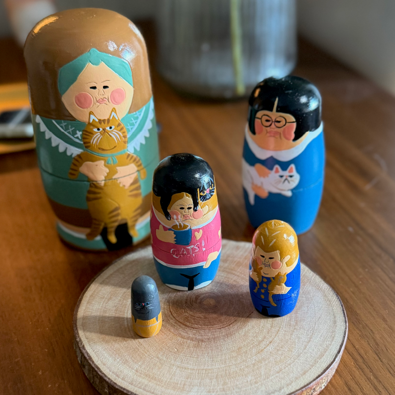 NOOKs 故事主題木製俄羅斯套娃