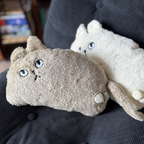 AND PACKABLE｜Nyantama 貓咪絨毛抱枕🍒